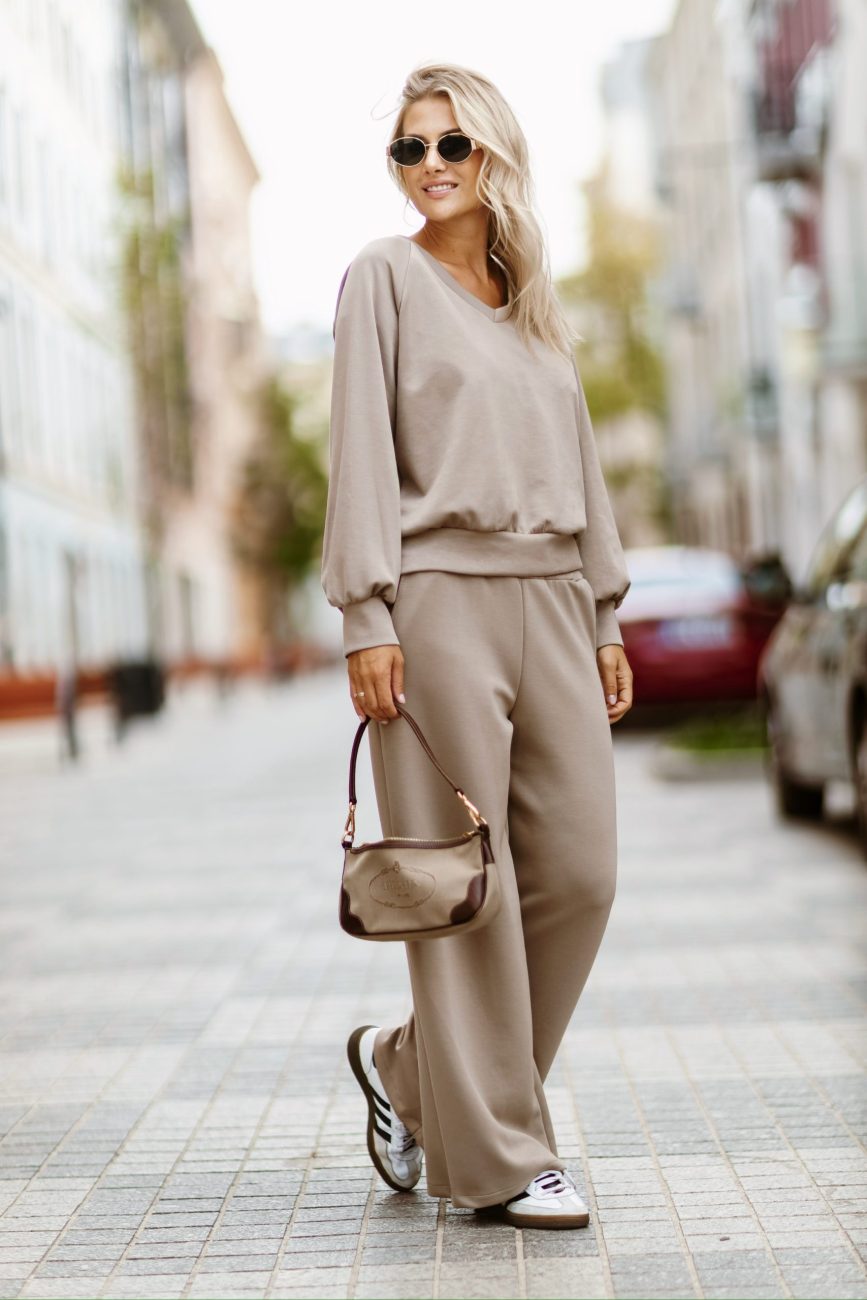 Bluza pianka dekolt v fango