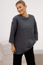 Bluza surowo cięta