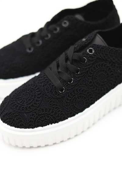 Buty sneakersy haftowane – Czarny, 37