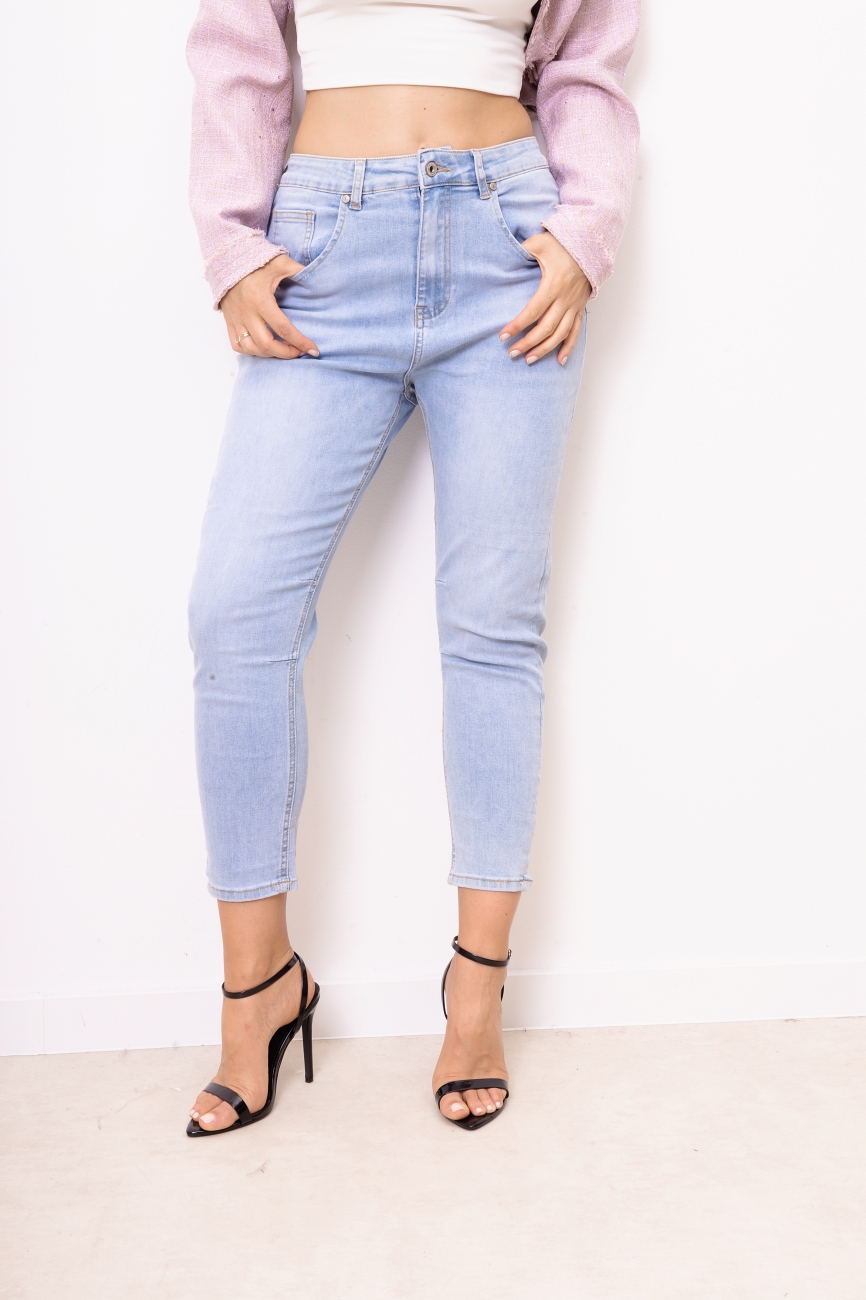 Spodnie jeasn mom fit klasyczne – Niebieski, S